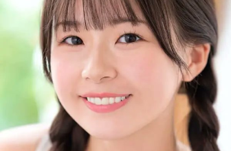 Momona Sakuraba: Bintang JAV Pendatang Baru dengan Pesona Manis dan Daya Pikat yang Menggelegar