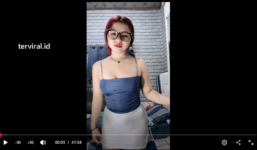 Viral! Kyra Felicita Host Baru Paling Memikat di Dream, Netizen “Cantik dan Pembawaannya Elegan”