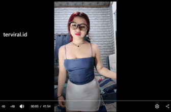 Viral! Kyra Felicita Host Baru Paling Memikat di Dream, Netizen “Cantik dan Pembawaannya Elegan”