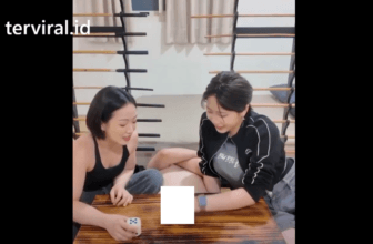 Viral! Video Dua Cewek Main “Permainan Dadu” Bikin Netizen Heboh, Banyak Lelaki Mengaku Kualahan