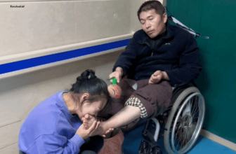 Viral Perjuangan Istri Bangunkan Suami dari Koma dengan Menggigit Jari Kaki, Kisah Cinta dan Pengorbanan yang Mengharukan