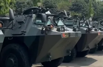 Viral Alutsista Berjejer di Monas Dikaitkan Demo Besar, Mabes TNI Beri Penjelasan
