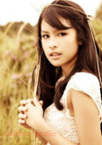 Biography Maudy Ayunda