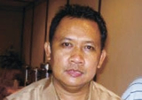 Purdi E. Chandra (1959-…): Perlunya Menentang Teori