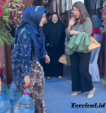 Viral! Suvenir Hajatan Berupa Air Mineral Galon Bikin Heboh, Tamu Pulang Sambil Angkat Beban