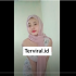 Viral! Video Pegawai Bank Berjilbab dengan Temannya