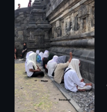 Viral Video Zikir di Candi Prambanan Picu Polemik, Pengelola Sampaikan Permohonan Maaf