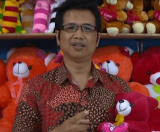 Santri Jualan Boneka Bisnis Beromzet Ratusan Juta