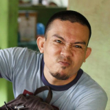 Teater bagi Budi Laksana