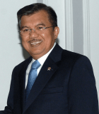 Biografi Jusuf Kalla Bisnis Indonesia Timur