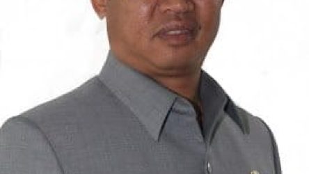Mukhlis Basri: Mengawal Konservasi Hutan